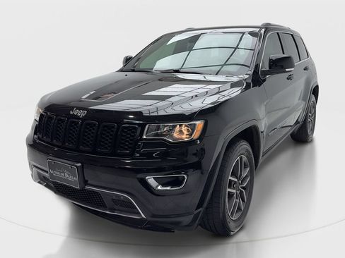 Used 2019 Jeep Grand Cherokee Limited RWD image 4