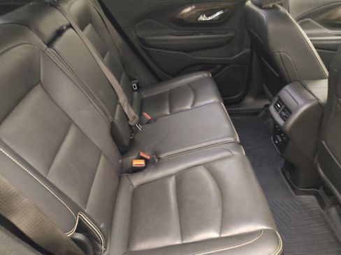 Used 2018 GMC Terrain Denali w/ Advanced Safety Package FWD image 19