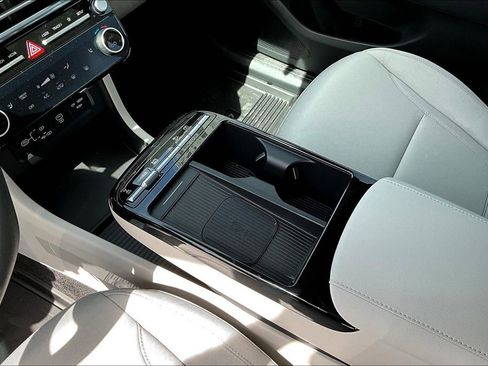 Used 2025 Hyundai Tucson Blue image 14