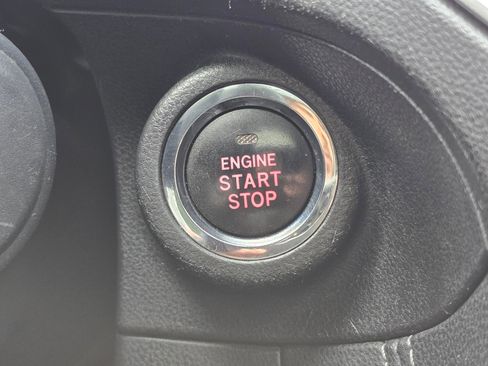 Used 2018 Subaru Crosstrek 2.0i Limited w/ 50th Anniversary Edition image 21