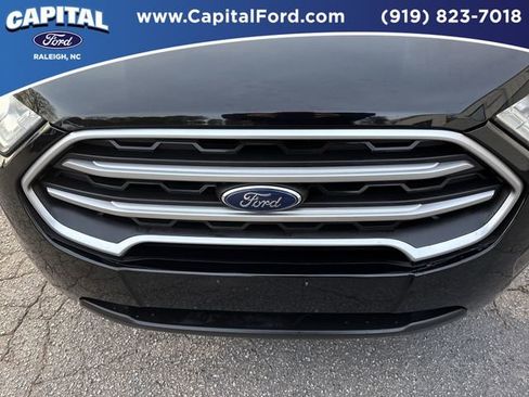 Used 2020 Ford EcoSport SE w/ SE Convenience Package image 10