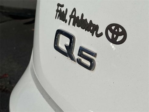 Used 2018 Audi Q5 2.0T Premium Plus w/ Premium Plus Package image 11