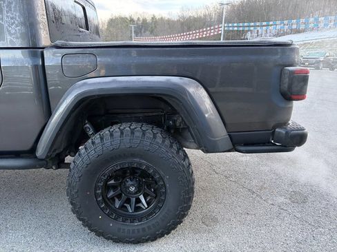 Used 2020 Jeep Gladiator Rubicon AWD/4WD image 7