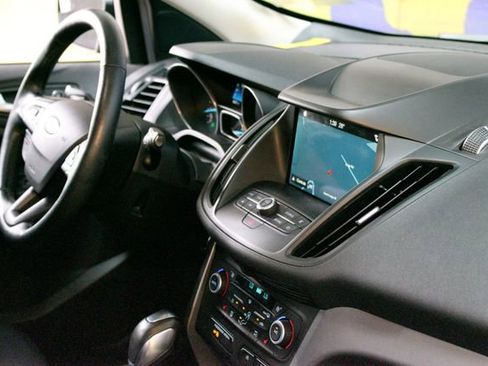 Used 2019 Ford Escape SEL w/ Sun & Style Package AWD/4WD image 10