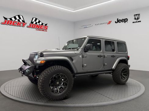 Used 2023 Jeep Wrangler Unlimited Sahara w/ LED Lighting Group AWD/4WD image 1