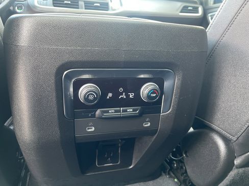 Used 2023 Chevrolet Tahoe Z71 image 21