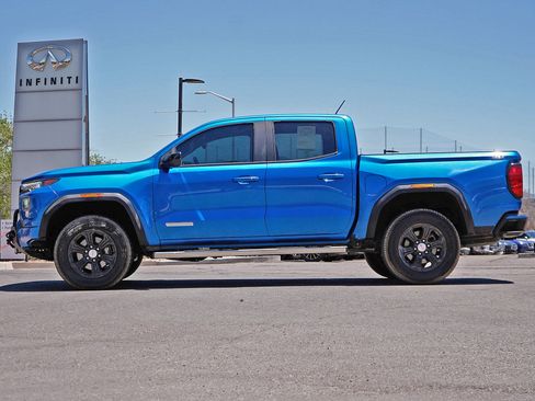 Used 2023 GMC Canyon Elevation AWD/4WD image 4