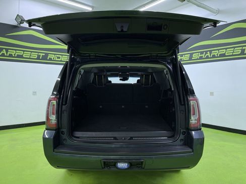 Used 2019 GMC Yukon XL SLT w/ Open Road Package image 9