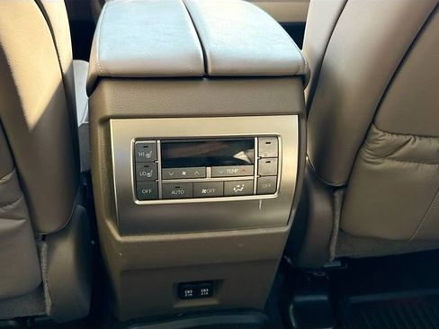 Used 2020 Lexus GX 460 Luxury image 27