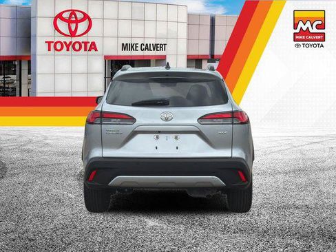 Certified 2026 Toyota Corolla Cross XLE FWD image 4