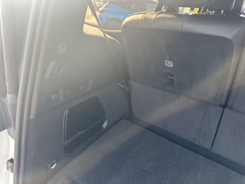 Used 2022 Jeep Grand Wagoneer Series III image 30