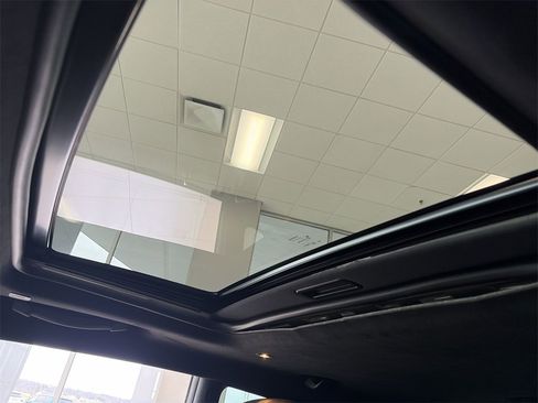 Used 2023 Dodge Challenger R/T Scat Pack image 19