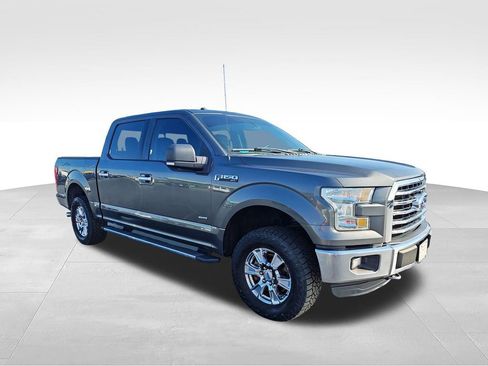 Used 2016 Ford F150 XLT w/ Equipment Group 302A Luxury AWD/4WD image 7