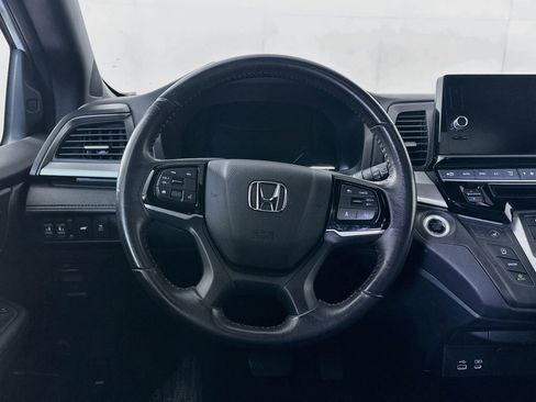 Used 2025 Honda Odyssey Sport-L image 17