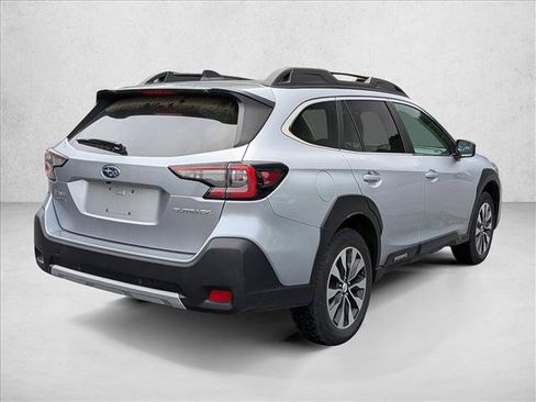 Used 2024 Subaru Outback Limited AWD/4WD image 5