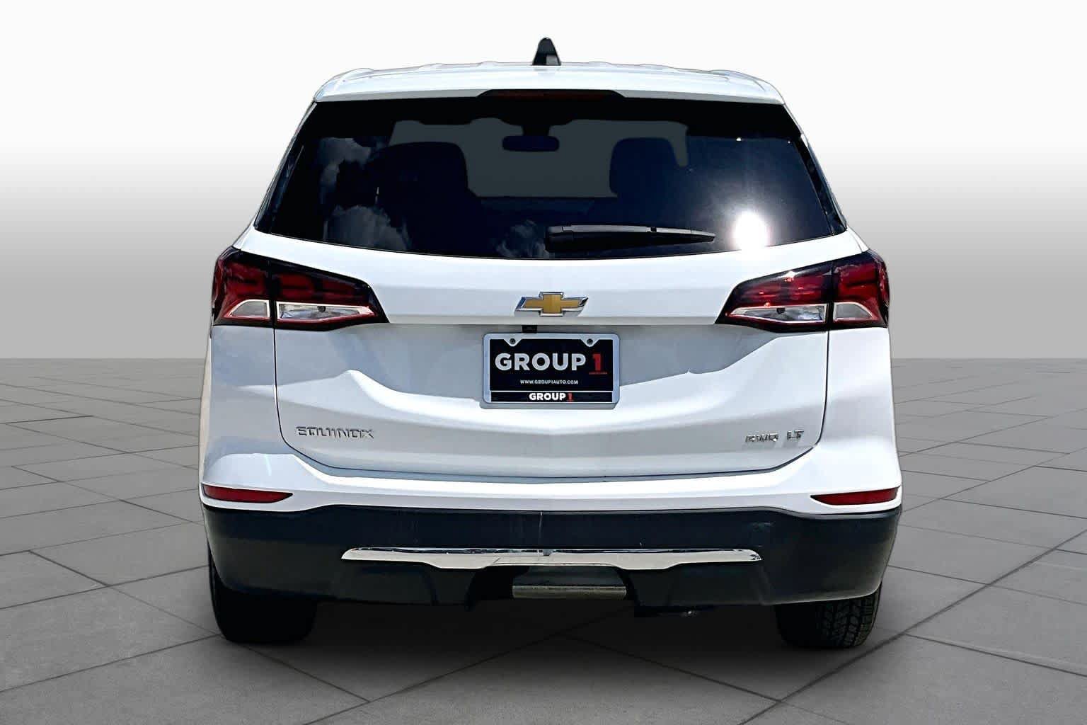 Used 2023 Chevrolet Equinox LT AWD/4WD image 9