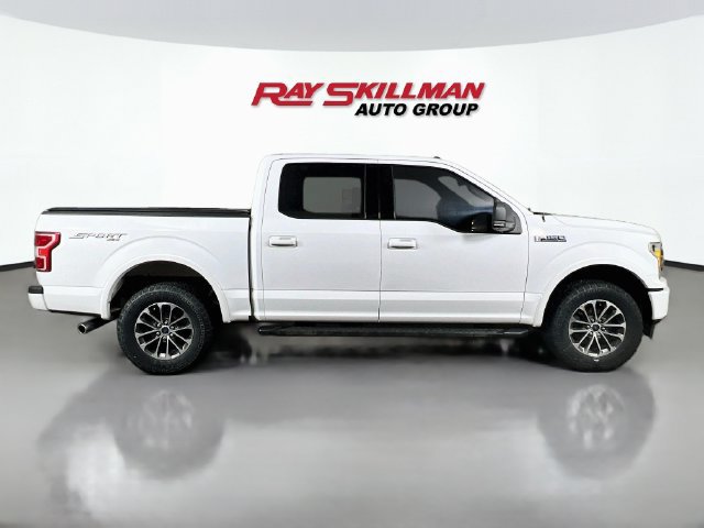 Used 2018 Ford F150 XLT w/ Equipment Group 302A Luxury AWD/4WD image 8