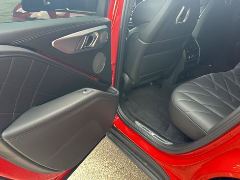 Used 2023 BMW XM AWD/4WD image 12