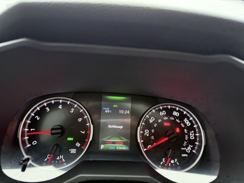 Used 2022 Toyota RAV4 XLE Premium image 22