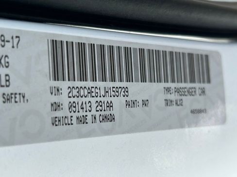 Used 2018 Chrysler 300 Limited RWD image 68