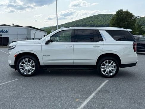 Certified 2024 Chevrolet Tahoe High Country AWD/4WD image 12