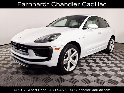 Used 2023 Porsche Macan Turbo AWD/4WD image 1