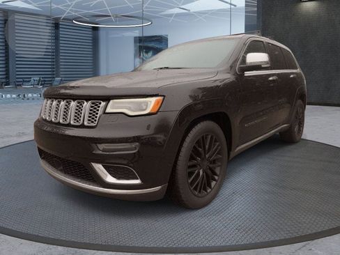 Used 2017 Jeep Grand Cherokee Summit AWD/4WD image 2