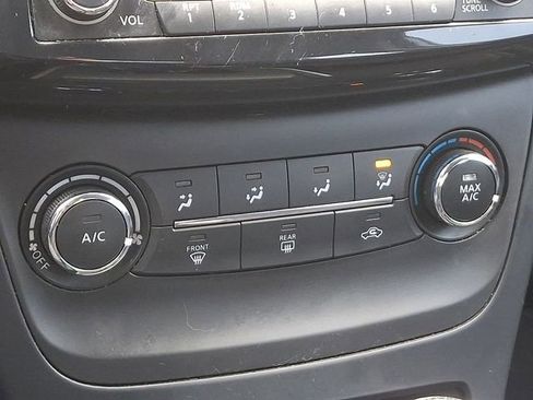 Used 2017 Nissan Sentra SV image 17