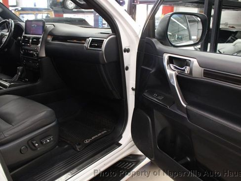 Used 2023 Lexus GX 460 Premium AWD/4WD image 45
