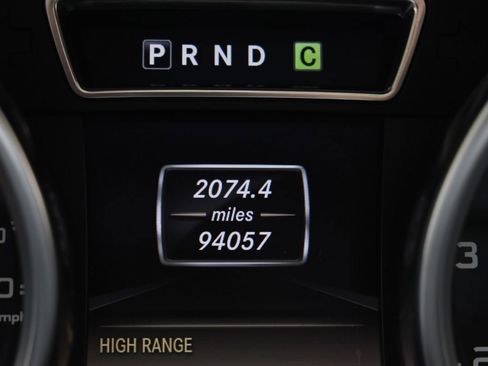 Used 2014 Mercedes-Benz G 63 AMG 4MATIC image 28