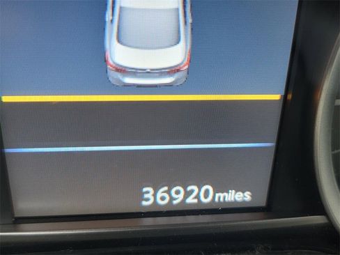 Used 2019 Nissan Sentra SV w/ Special Edition Package image 12