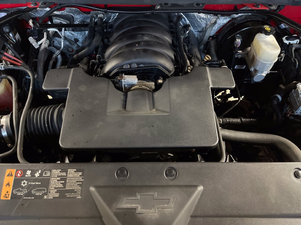 Used 2017 Chevrolet Silverado 1500 LT w/ All Star Edition AWD/4WD image 10