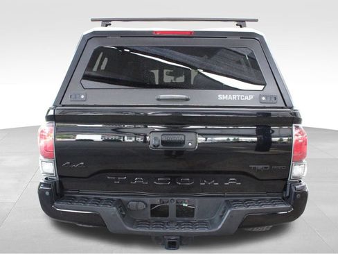 Certified 2020 Toyota Tacoma TRD Pro AWD/4WD image 14