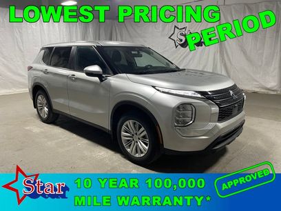 Used 2024 Mitsubishi Outlander ES