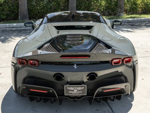 Used 2022 Ferrari SF90 Stradale AWD/4WD image 13