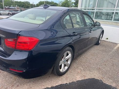 Used 2014 BMW 320i xDrive Sedan AWD/4WD image 3