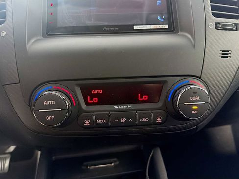 Used 2015 Kia Forte EX w/ Premium Package FWD image 13