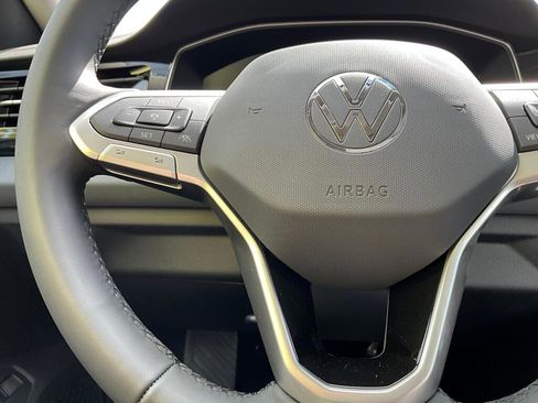 New 2026 Volkswagen Jetta SE FWD image 22
