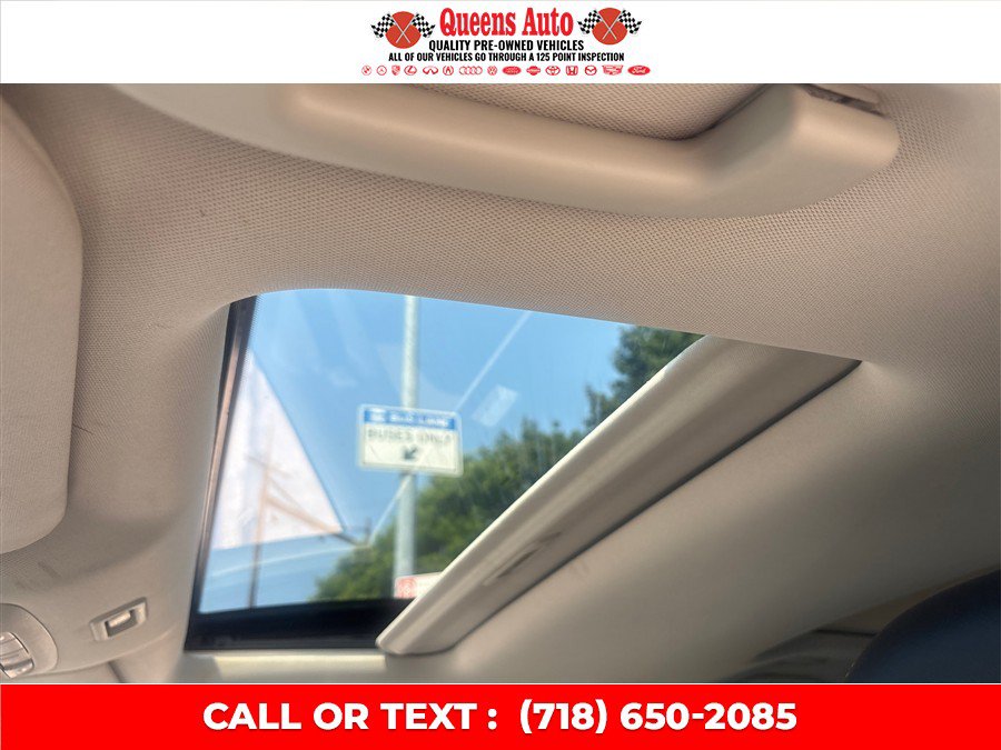 Used 2020 Nissan Pathfinder SL AWD/4WD image 24