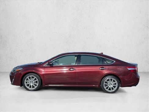 Used 2013 Toyota Avalon Limited image 7
