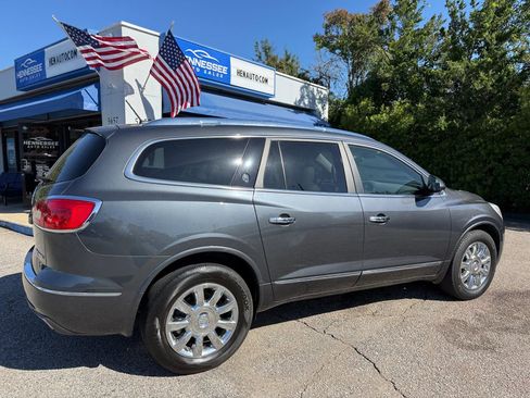 Used 2014 Buick Enclave Leather FWD image 12