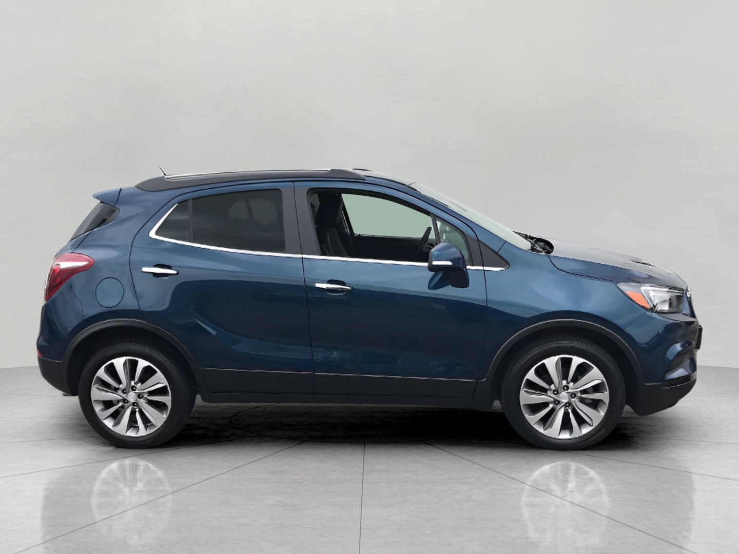 Used 2019 Buick Encore Preferred FWD image 9