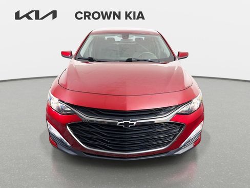 Used 2021 Chevrolet Malibu LT w/ Sport Edition FWD image 2