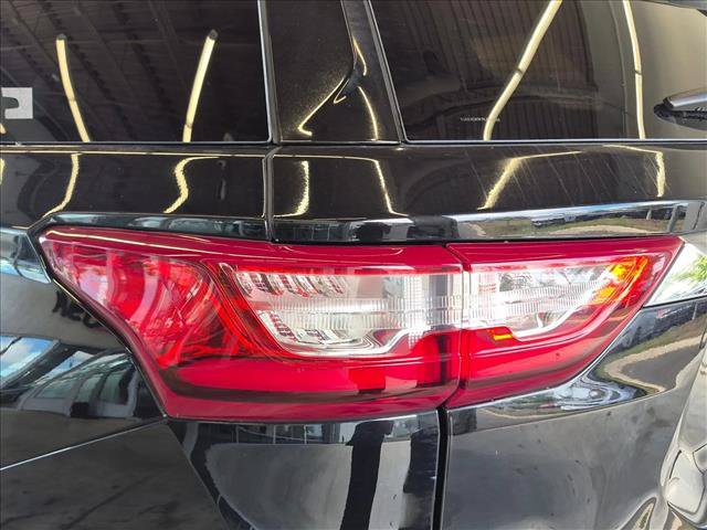Used 2019 Chevrolet Traverse LT FWD image 9