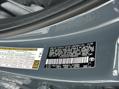 New 2026 Toyota Prius Plug-In Hybrid FWD image 36