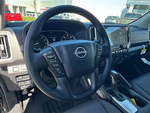 New 2025 Nissan Frontier SV w/ Tow Package image 25