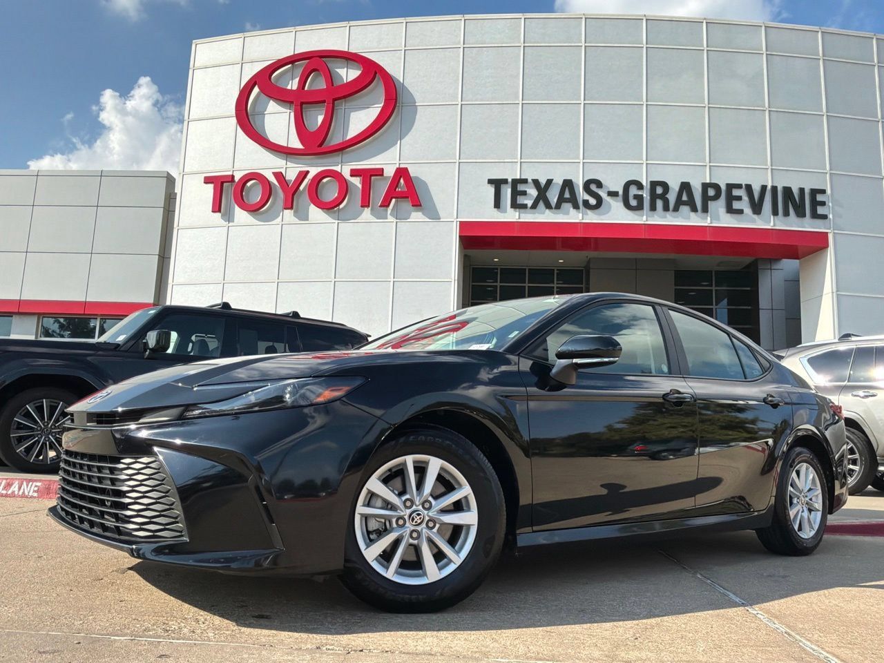 Used 2026 Toyota Camry LE FWD image 2