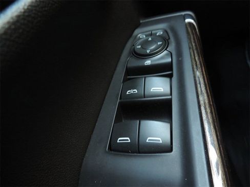 Used 2021 GMC Sierra 1500 Elevation w/ X31 Off-Road Package image 23