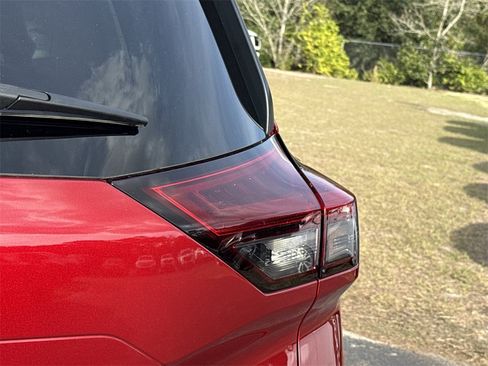 Certified 2023 Nissan Rogue SV image 19