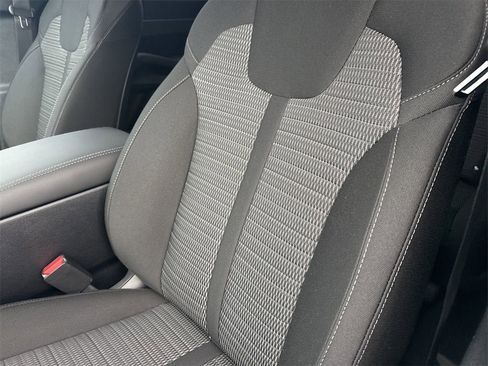 New 2026 Kia Sorento LX image 9